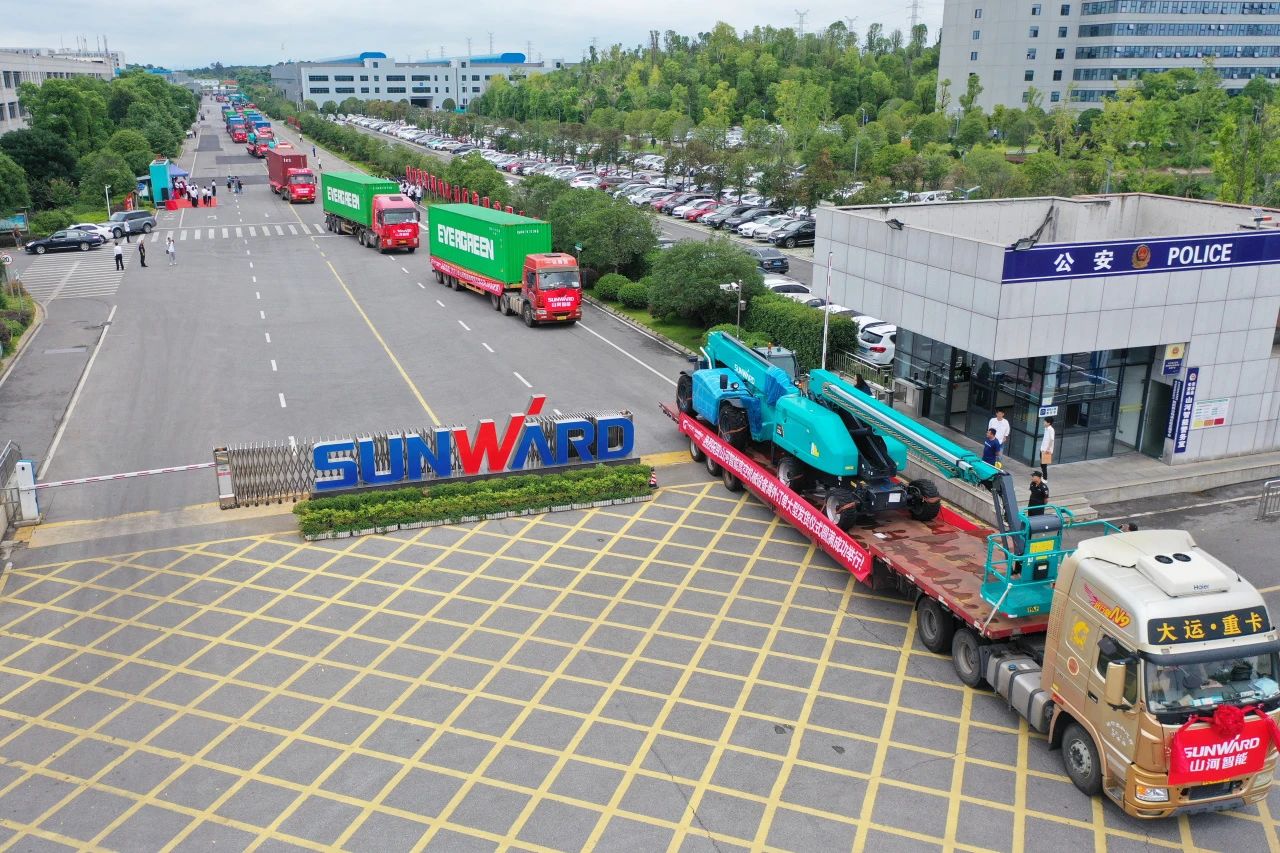 深入全球布局，加快出海措施！J9集团智能高空机械设备海表订单大型发货典礼圆满进行