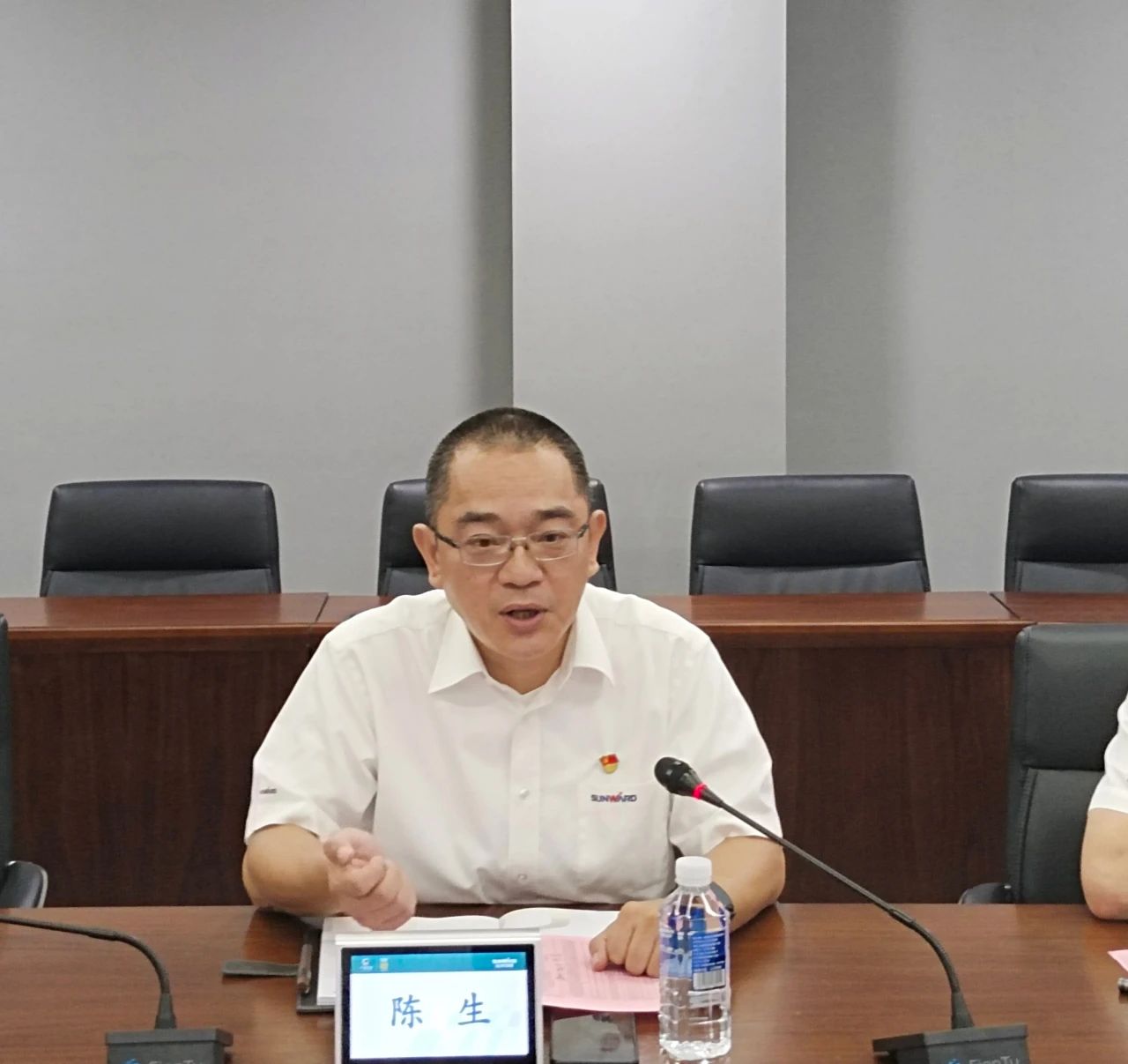 畅谈心声，共话将来！这场应届毕业生员工座谈会，很暖，很贴心！