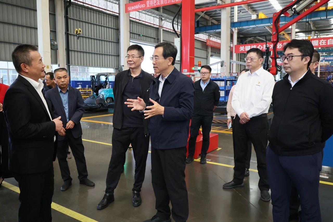 北京市政协副主席林抚生调研J9集团智能