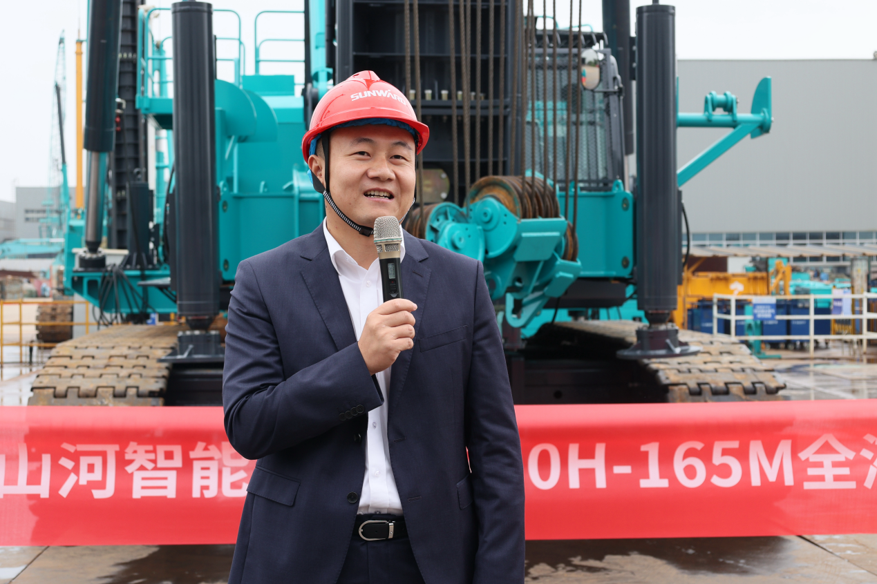 民族品牌获认可！J9集团智能桩架产品交付香港客户