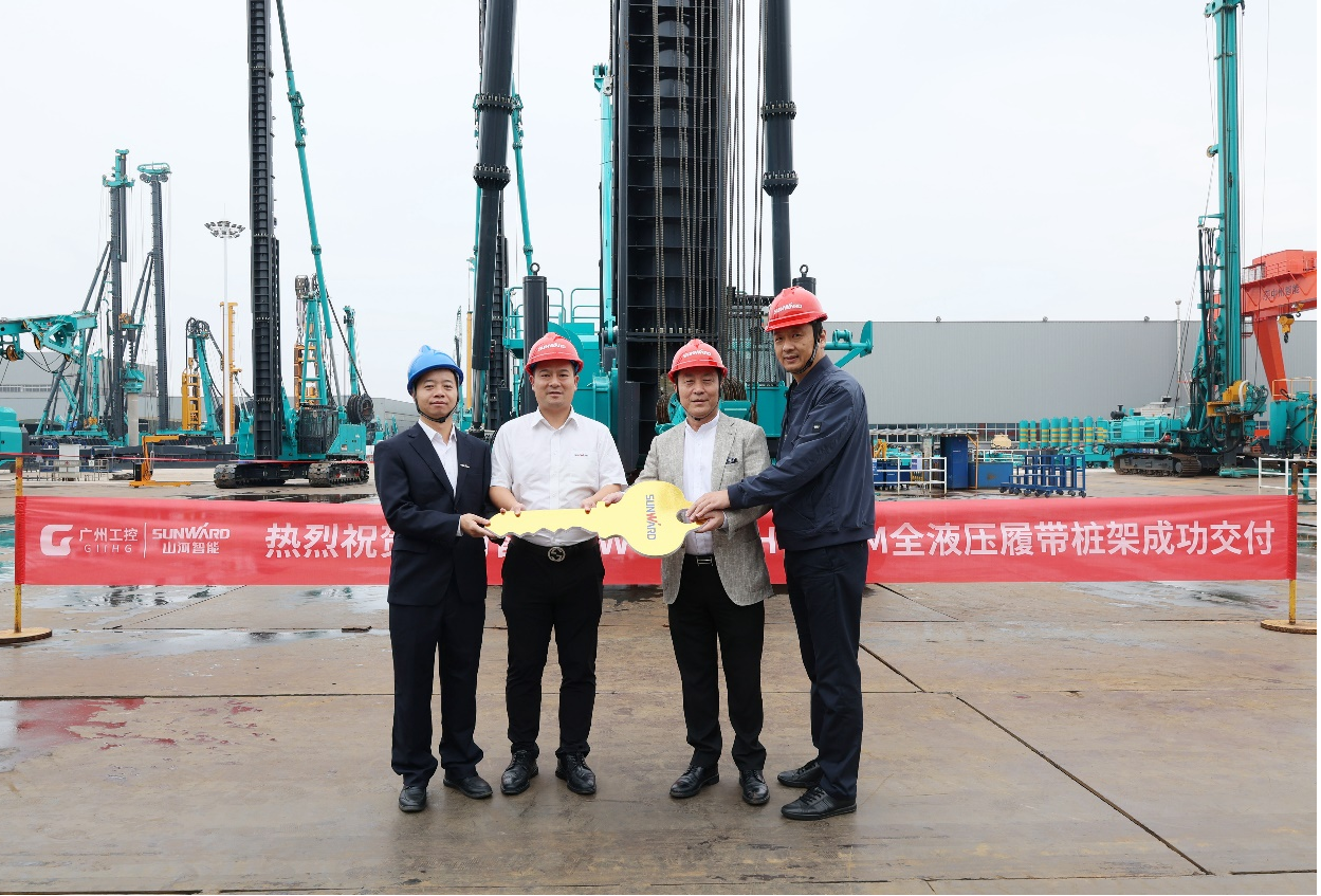 民族品牌获认可！J9集团智能桩架产品交付香港客户