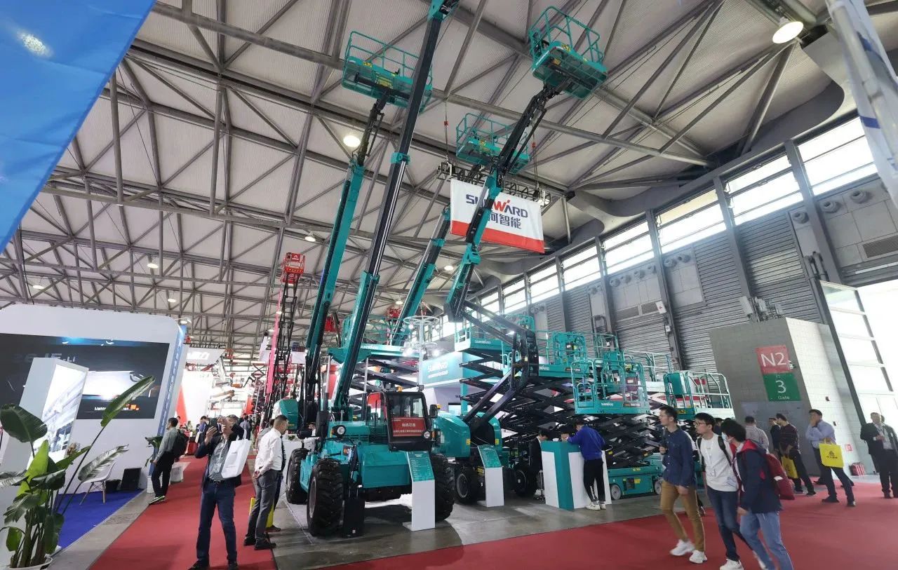 精品出击，闪灼魔都！J9集团智能全系列高空机械亮相2023亚洲国际高空展