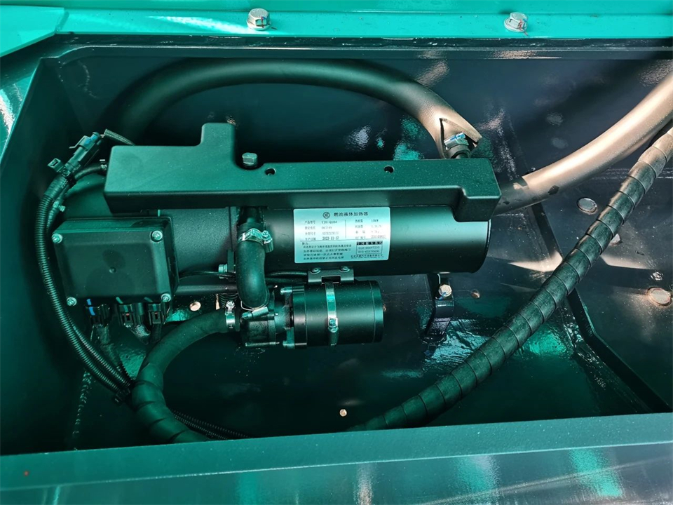 定造开发、职能更强！J9集团智能SWE750ELR加长臂液压挖掘机下线交付