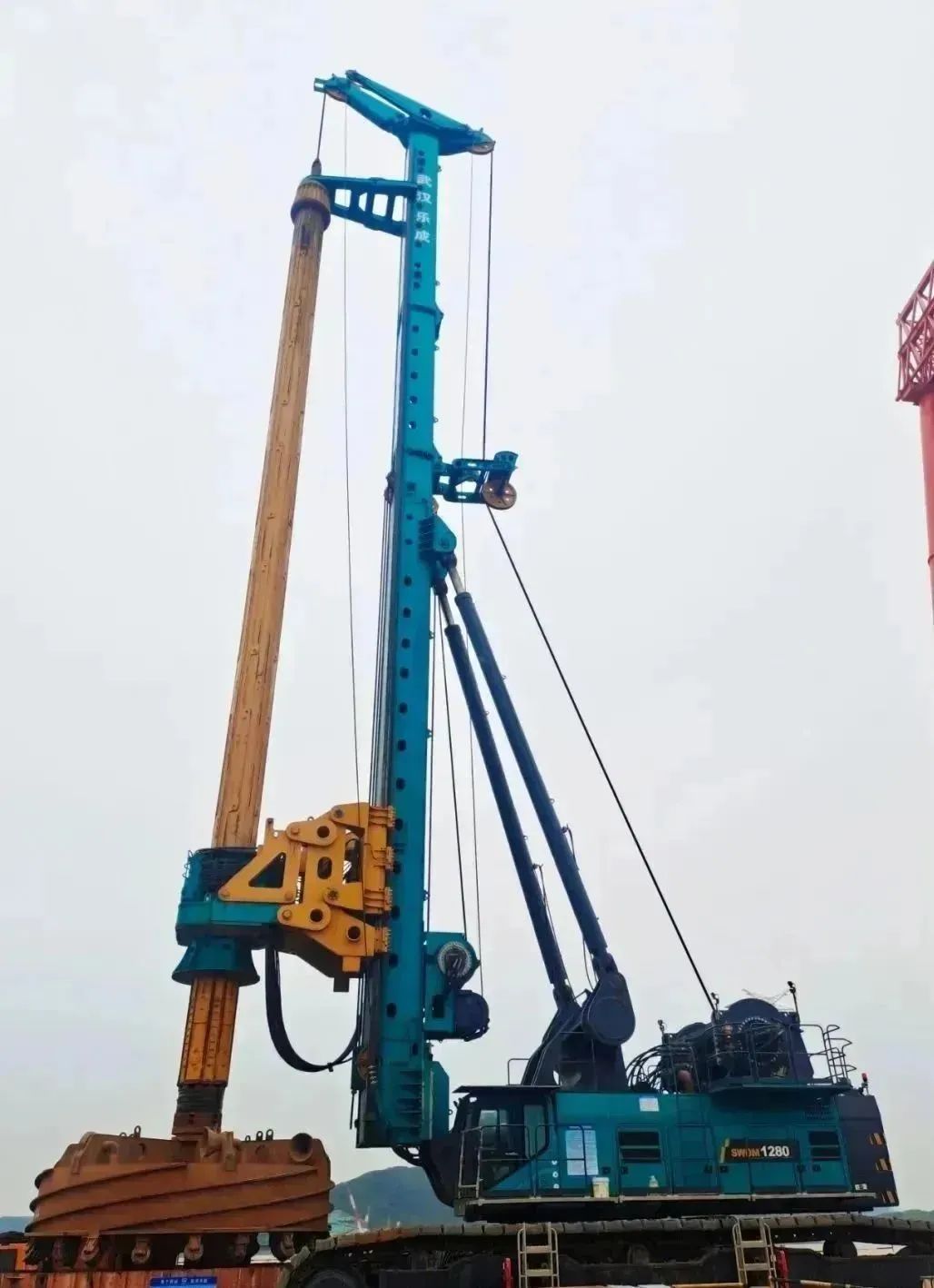全面得胜！J9集团智能超等旋挖钻机圆满实现甬舟铁路西堠门公铁两用大桥桩基施工工作