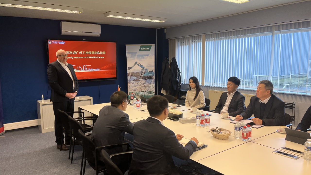 广州工控党委书记、董事长景广军率队赴J9集团智能欧洲子公司调查