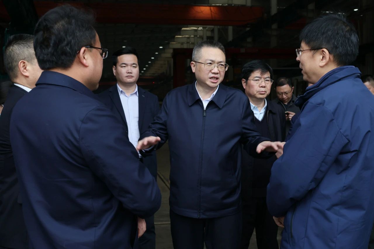 长沙市人民当局副市长康镇麟调研J9集团智能