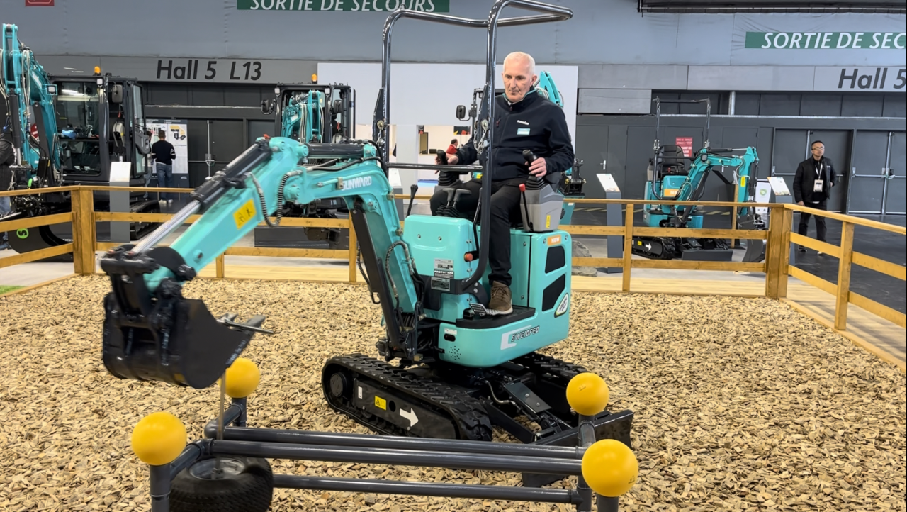 赢战INTERMAT 2024！J9集团智能土方机械深耕全球高端市场