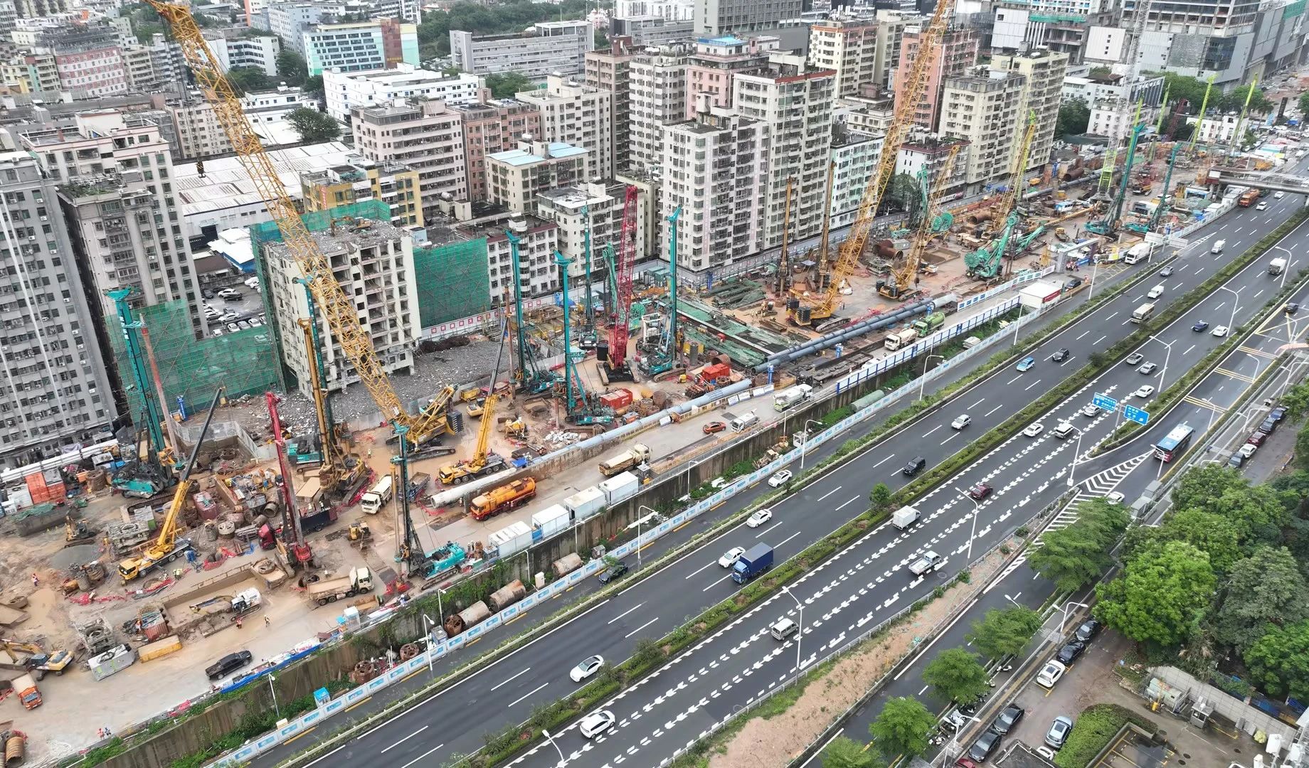 机能凸起，超强助力！J9集团智能旋挖钻机助力深圳地铁五和站施工