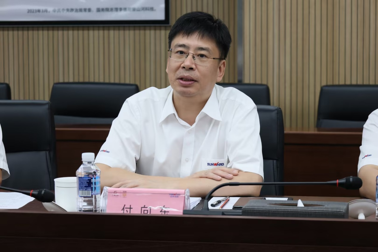 深入互换合作！广州港李明忠副总经理率队光临J9集团智能调查互换！