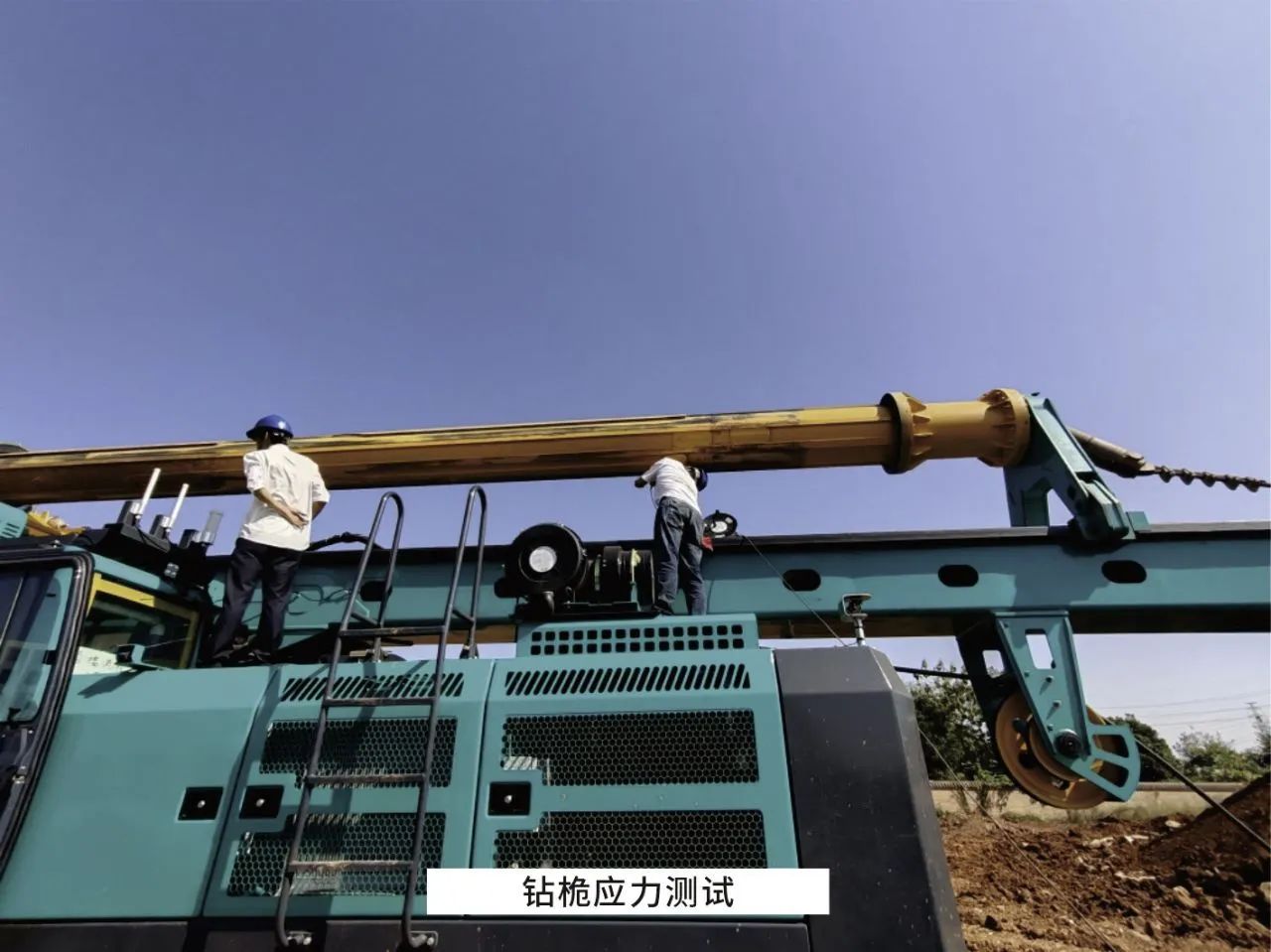 无惧“烤”验，J9集团试验人在行动