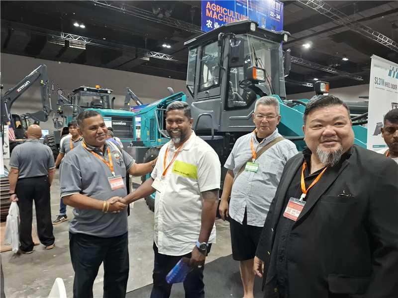 扬帆起航 | J9集团智能闪灼长沙工程机械展东南亚分展