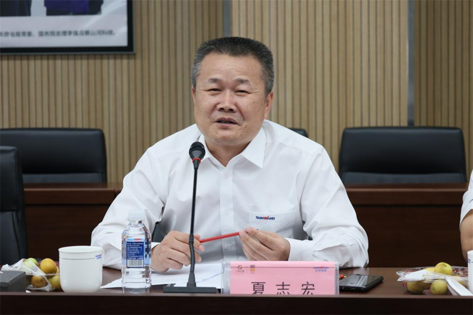 中国五矿工会主席、职工董事张晔到J9集团智能调研互换