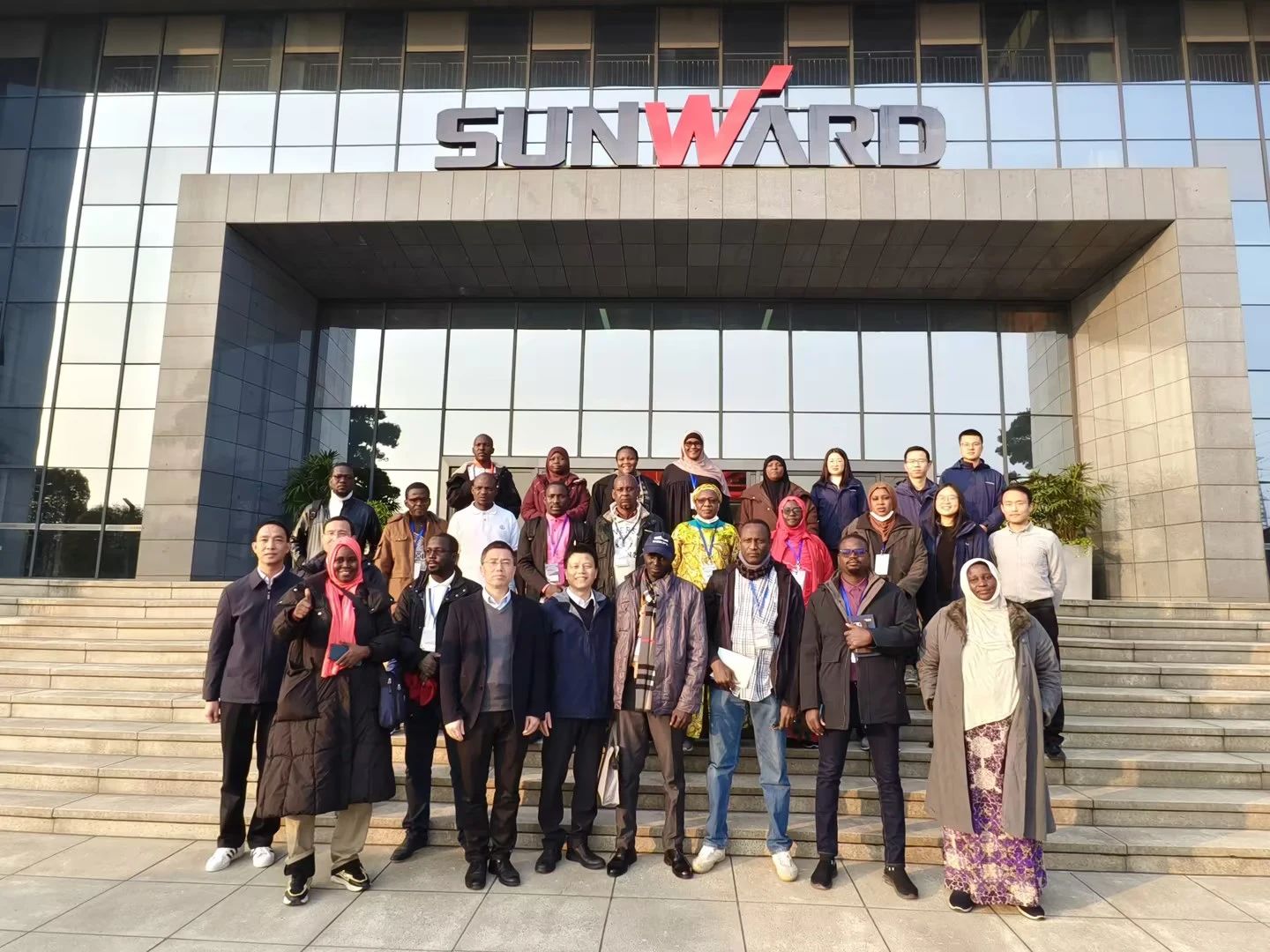 尼日尔农业治理和技术研建班调研J9集团智能