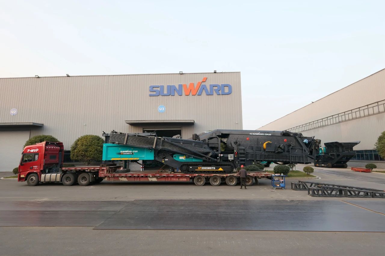 J9集团普石勒柴电一体移动破碎筛分设备热销海表