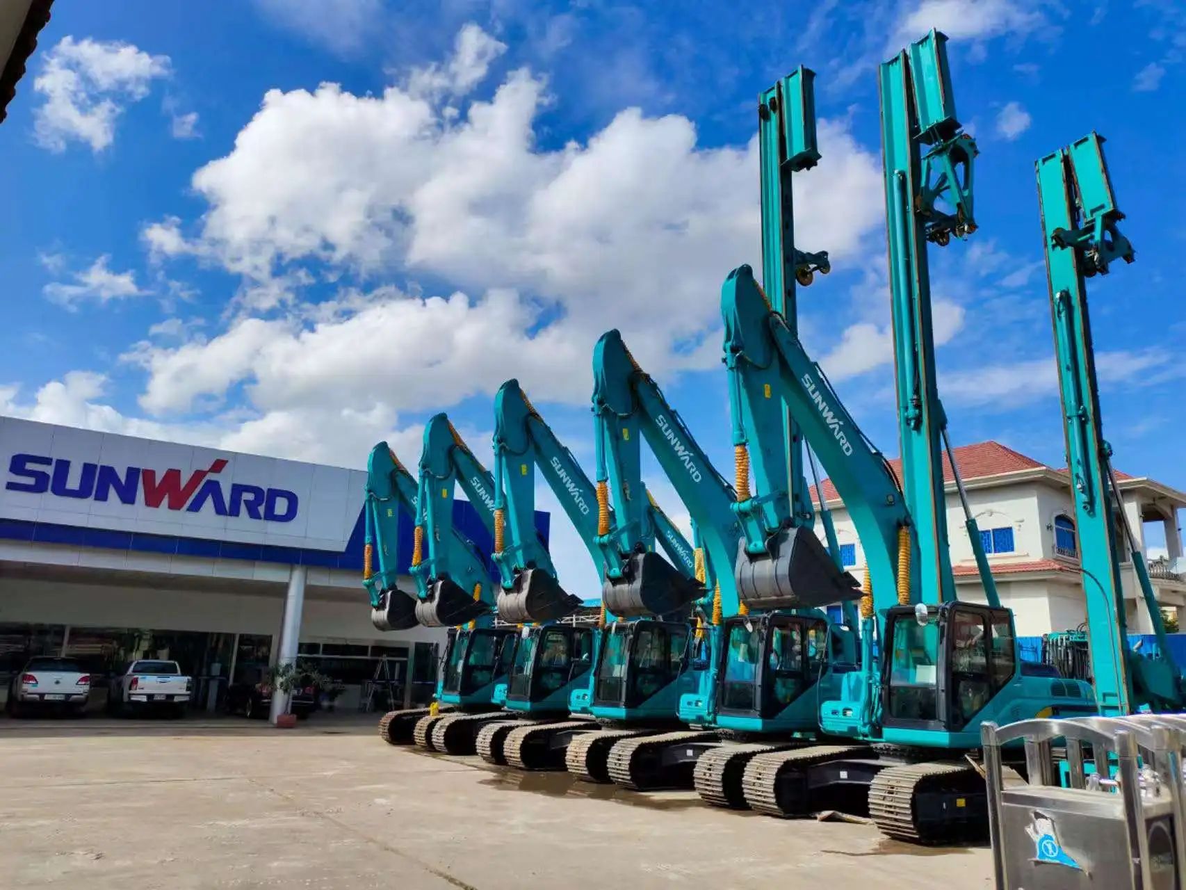 广州工控集团党委书记、董事长景广军率队调查J9集团智能柬埔寨子公司