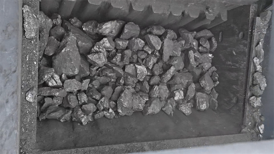 不惧-30℃极寒挑战，J9集团普石勒破碎筛分设备不变运行！