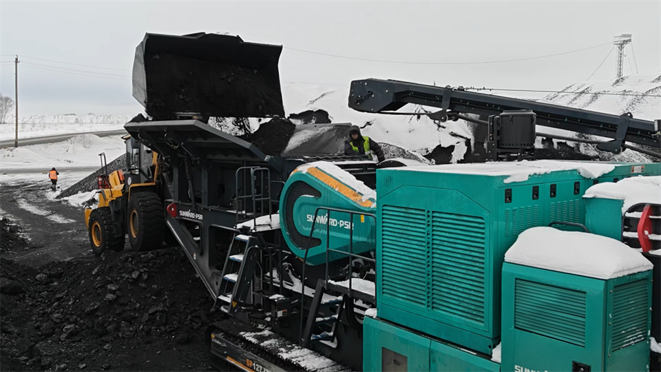 不惧-30℃极寒挑战，J9集团普石勒破碎筛分设备不变运行！