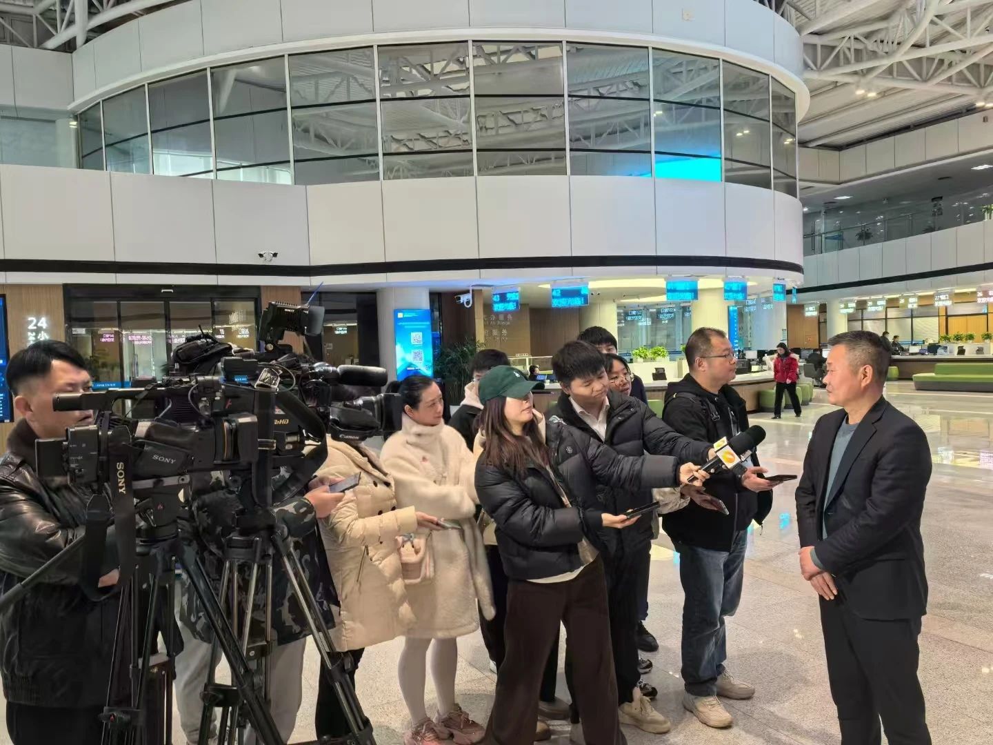 助力长沙经开区高质量发展，J9集团智能喜获四奖项