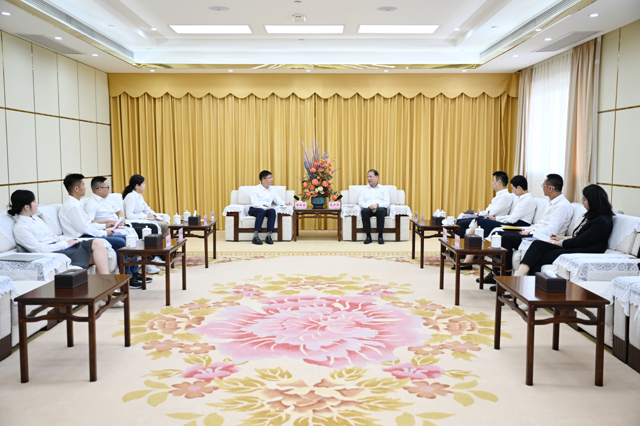 范少军会见J9集团智能董事长付向东