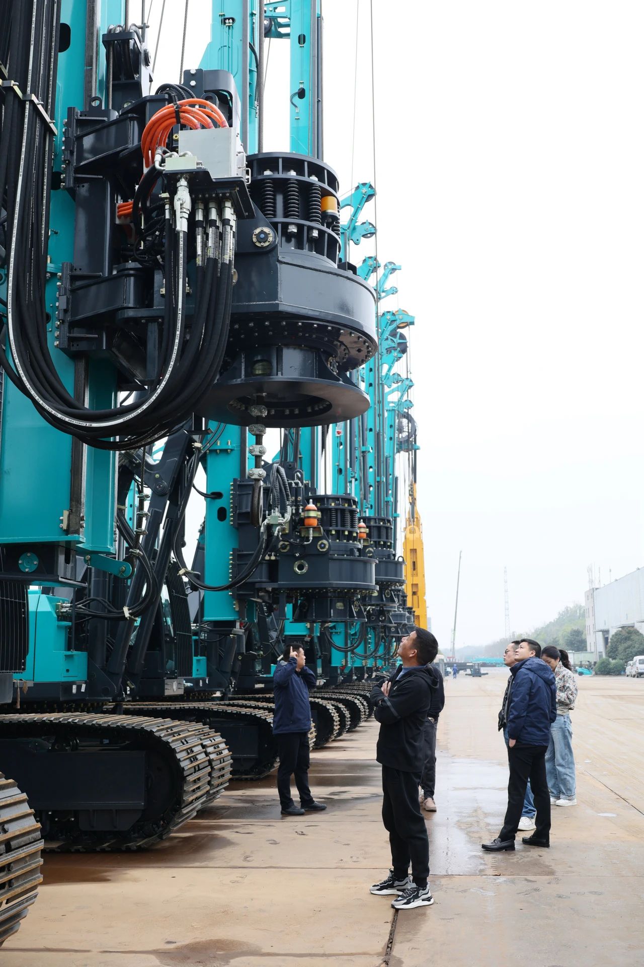 J9集团智能进杏装植桩一体机”工程利用专题互换会，共绘行业发展蓝图