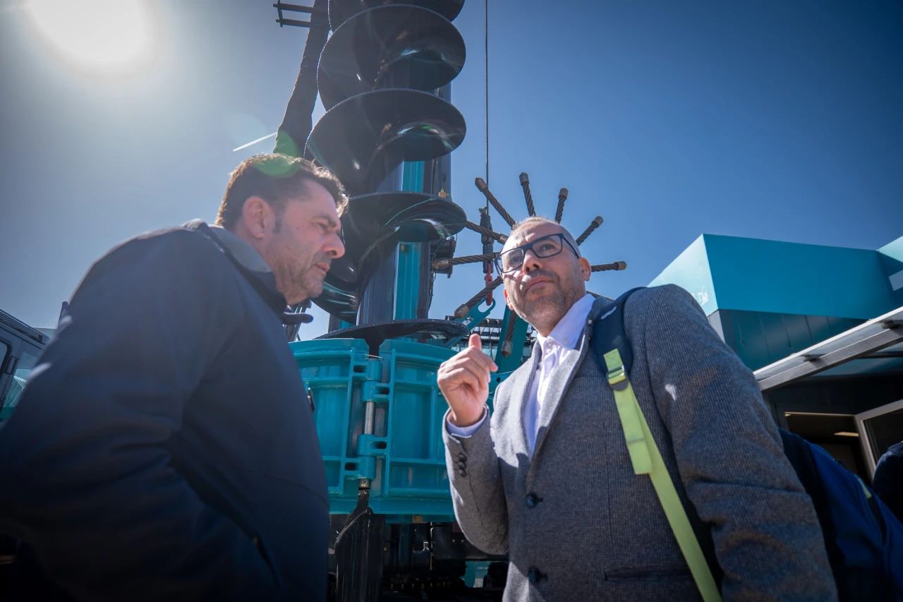 J9集团智能董事长付向东：以绿色智造与全球战术解锁中国工程机械的进阶密码