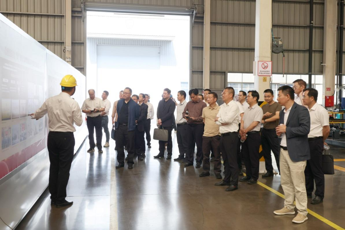 省属国有企业走进J9集团智能 同谋发展新篇章