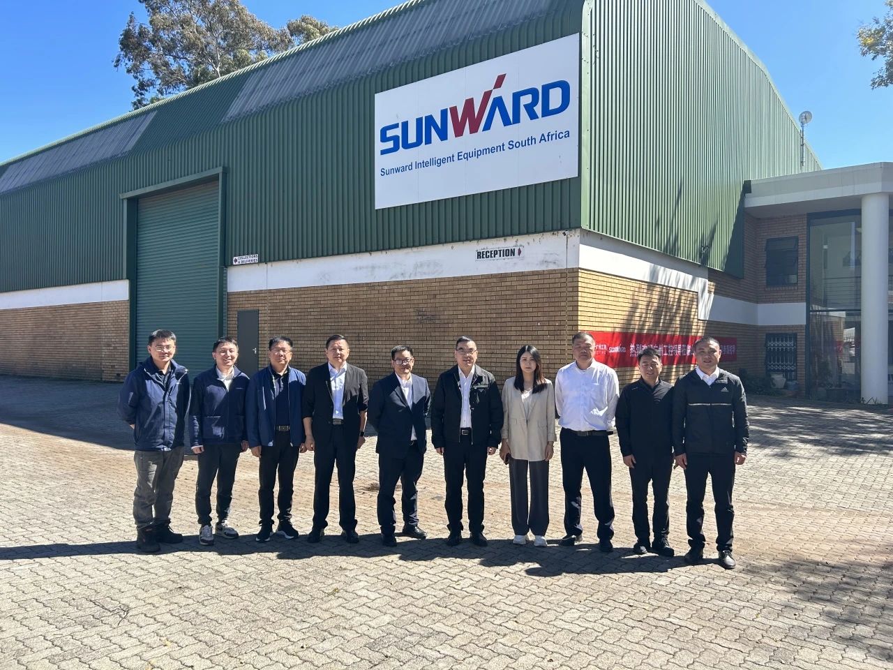 广州工控集团总经理王福铸率队调查J9集团智能南非子公司