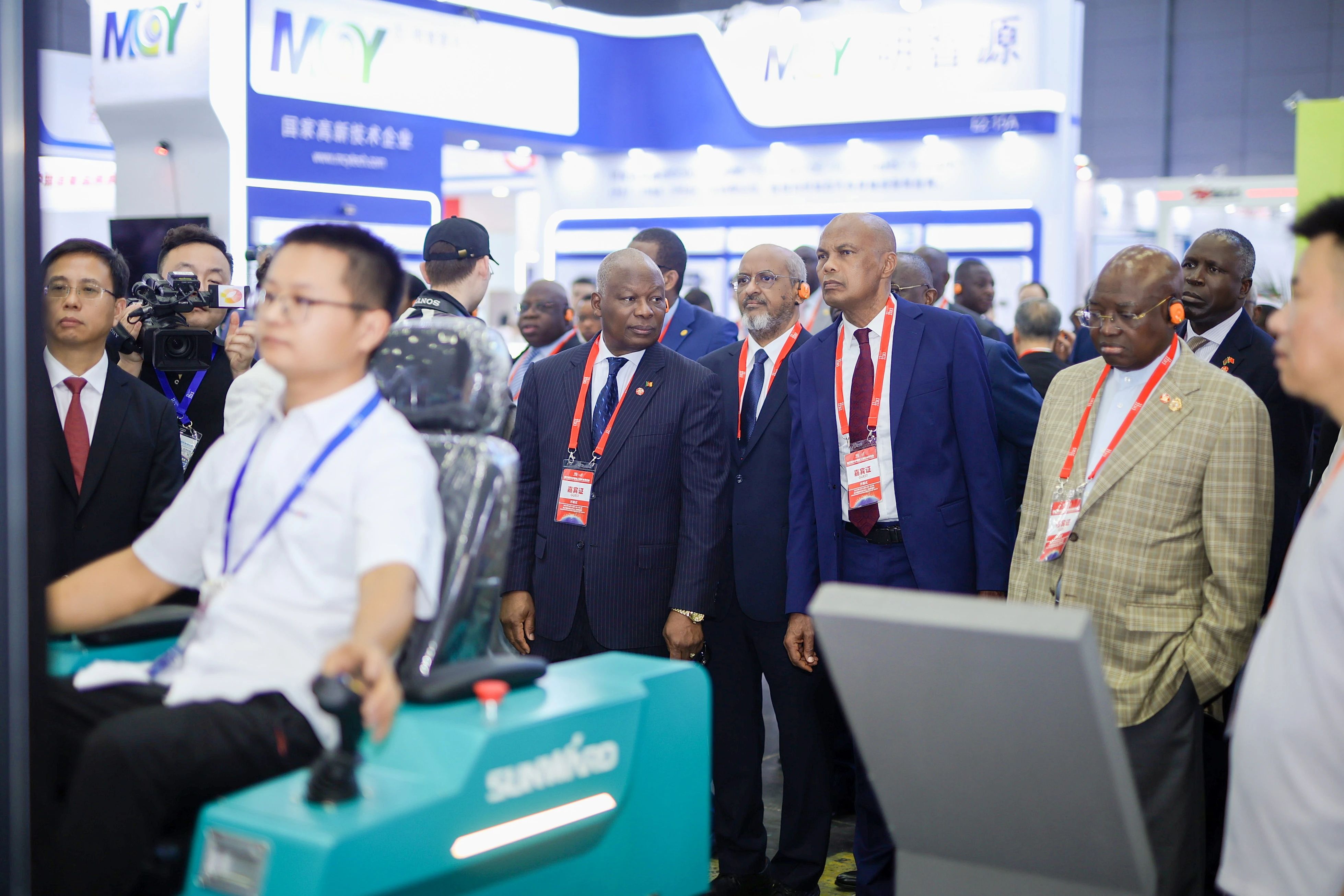 2025 CICEE | 圆满收官！J9集团智能展区亮点杰出回首