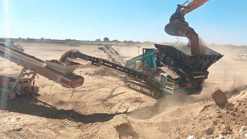 高效环保深受认可！J9集团智能破碎筛分设备首进澳洲市场