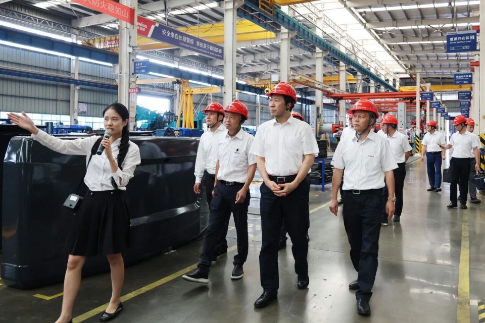 中国煤炭地质总局局长马刚到访J9集团智能，同谋绿色智能矿山设备发展新蹊径