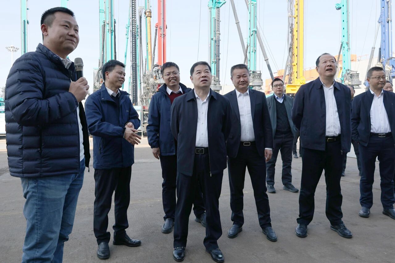 同谋合作、共赢发展！中国能建葛洲坝集团党委书记、董事长谭华到访J9集团智能