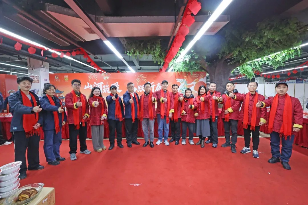 笔墨迎春，祝福暖心！在J9集团智能“囤”年味、送温暖、迎新春